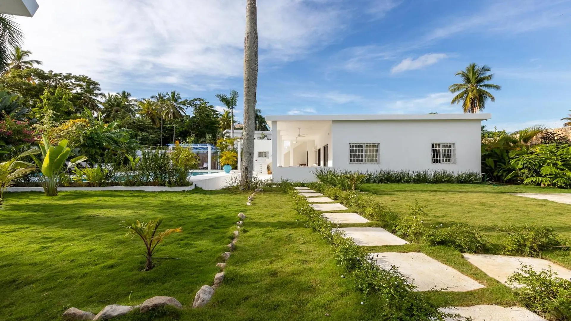 Maria Juana, Hostal Las Terrenas República Dominicana