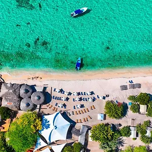 2* Aldeamento Turístico Glamping Cueva De Aguilas
